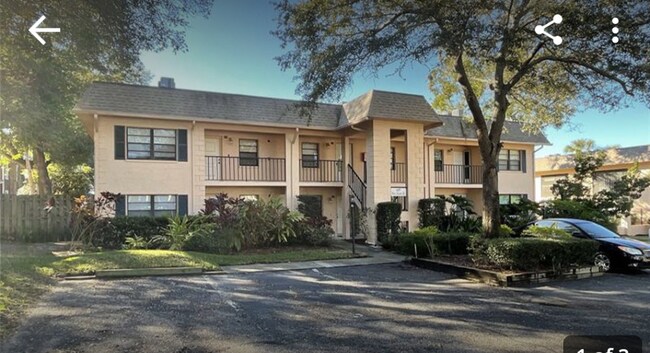 Foto del edificio - 100 Grand Blvd