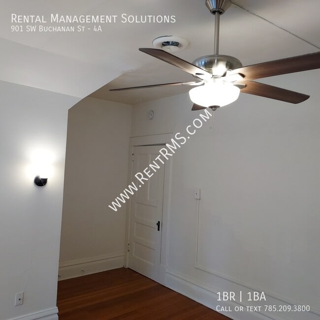 Foto del edificio - 901 SW Buchanan St