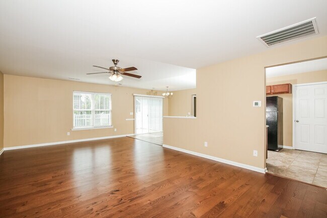 Foto del edificio - 4016 Eastside Ct
