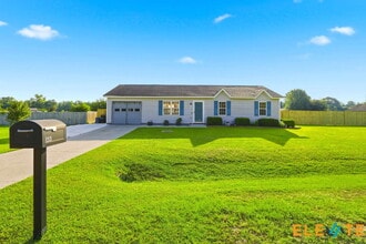 Building Photo - 133 Wigeon Rd