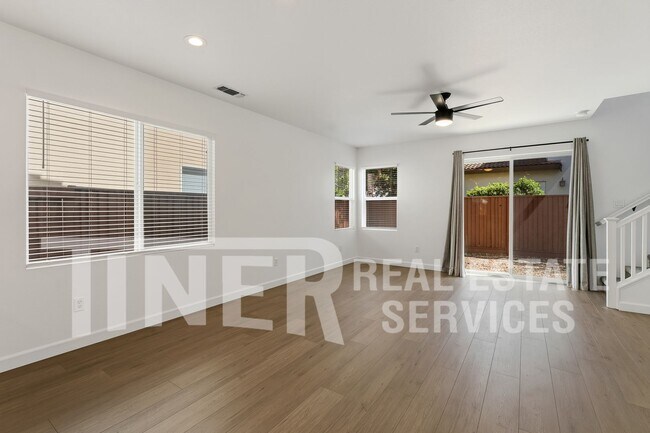 Foto del edificio - 3961 Martis St