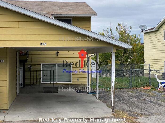 Foto del edificio - E Smelter Rd Duplex