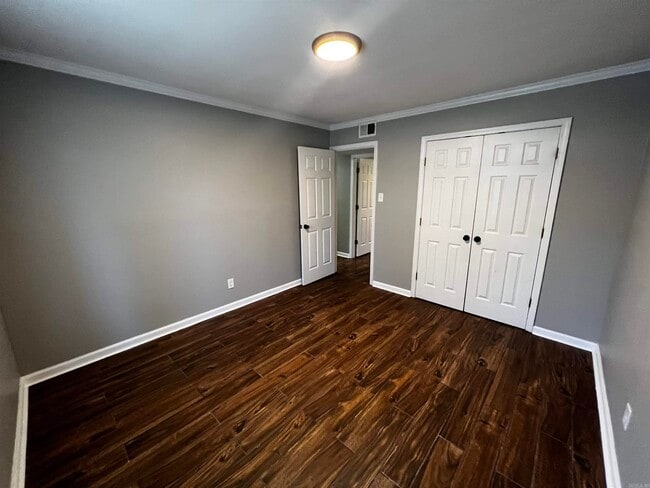 Building Photo - 4417 Arehart Dr