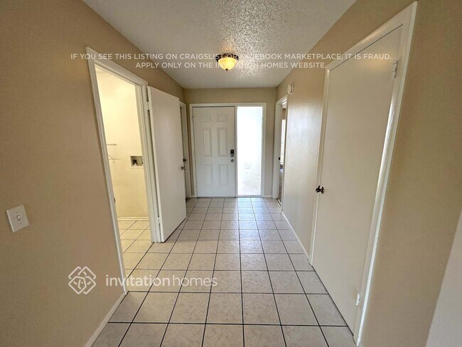 Foto del edificio - 6076 Morningdale Ave