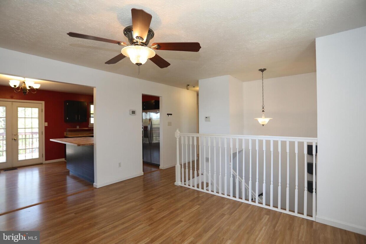 Foto principal - 1007 Little Baer Ct
