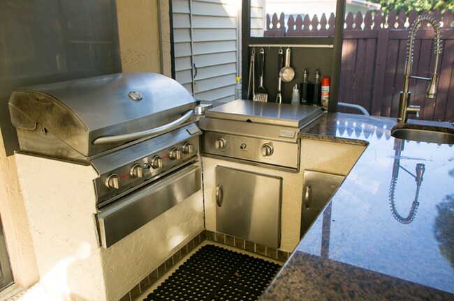 Foto del edificio - 4934 Amherst Ct