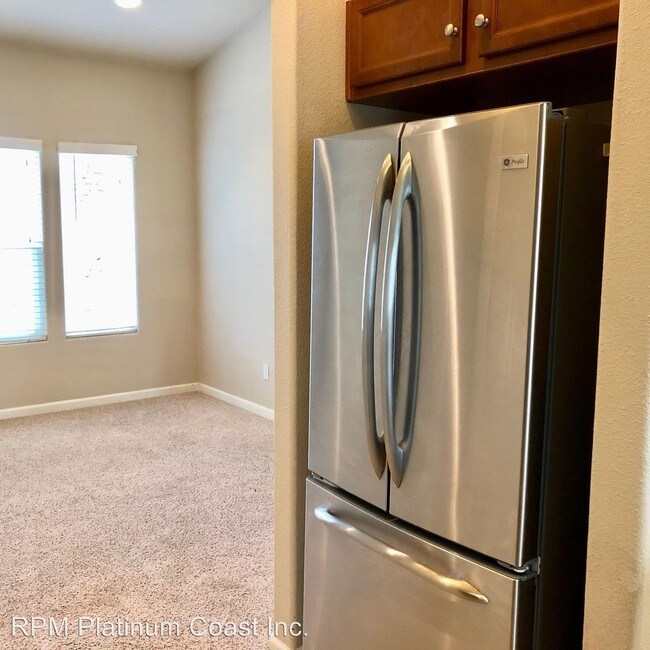 Building Photo - 4 br, 3 bath House - 5179 W Simpson Ave.