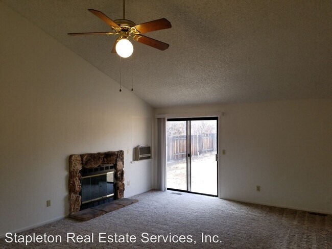 Building Photo - 2 br, 1 bath House - 6965 Pah Rah Dr.