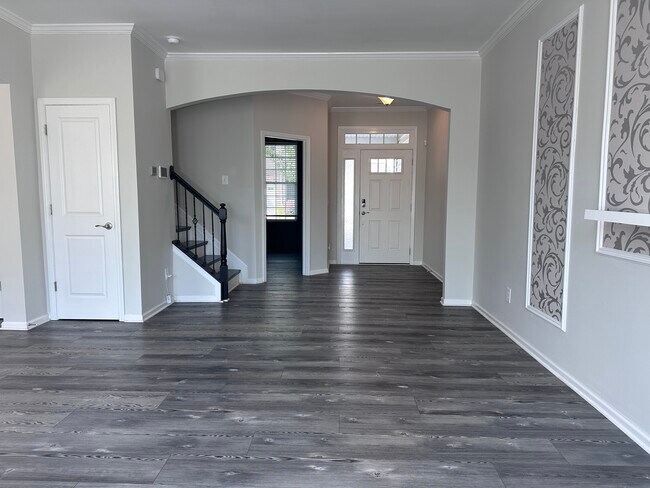 Foto del edificio - 764 River Park Rd