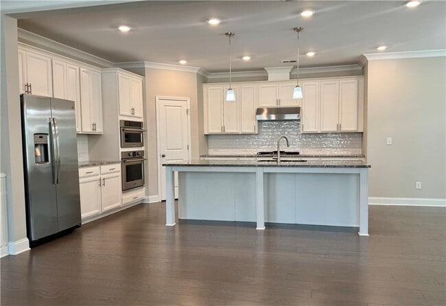 Building Photo - 4924 Sterling Cl