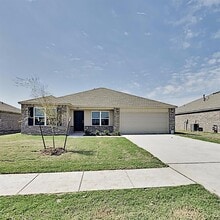 Building Photo - 309 Blue Dr