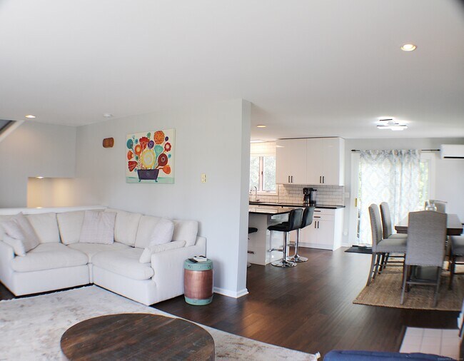 Foto del edificio - 12 Middlefield St