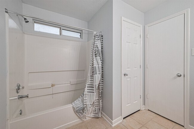 Foto del edificio - 2123 Gable Hollow Ln