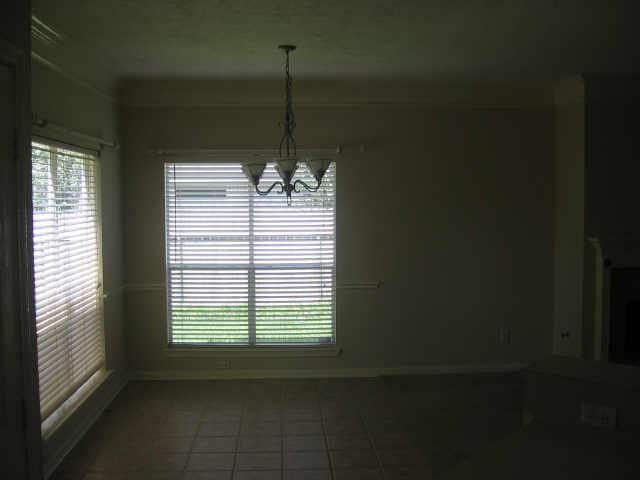 Building Photo - 6535 Woodland Oaks