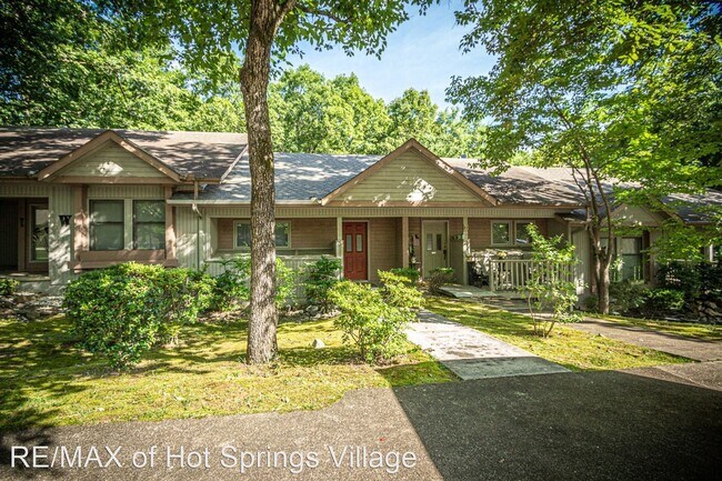 Building Photo - 2 br, 2.5 bath House - 42 Esmeralda Place