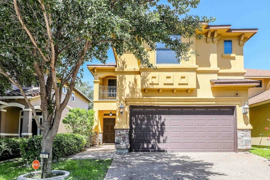 Foto principal - 9813 Sandhill Dr