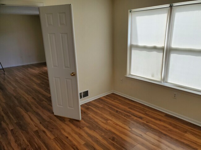 Foto del edificio - 1759 Weatherstone Dr