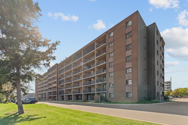 Building Photo - Tecumseh Terrace Apartments