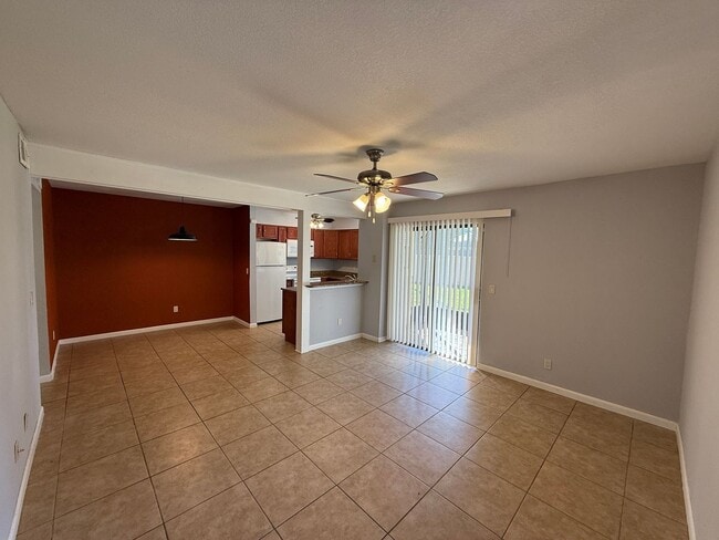 Foto del edificio - Adorable 1 Bed 1 Bath Winter Park Condo