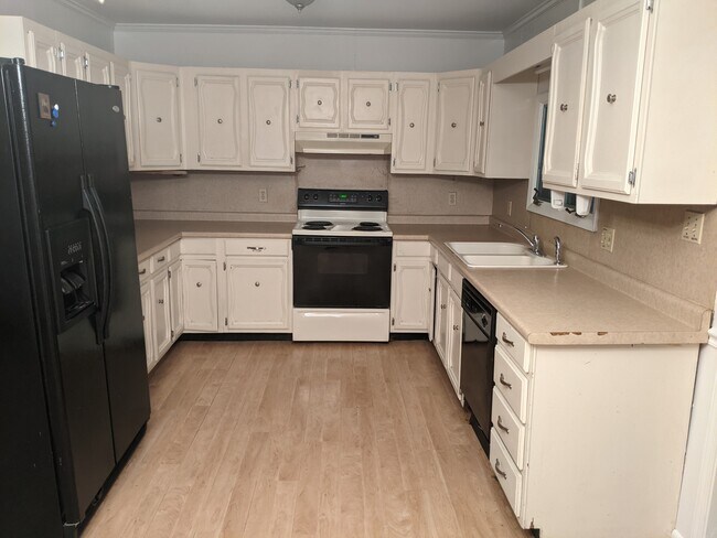 Foto del edificio - 875 Hodges Gap Rd