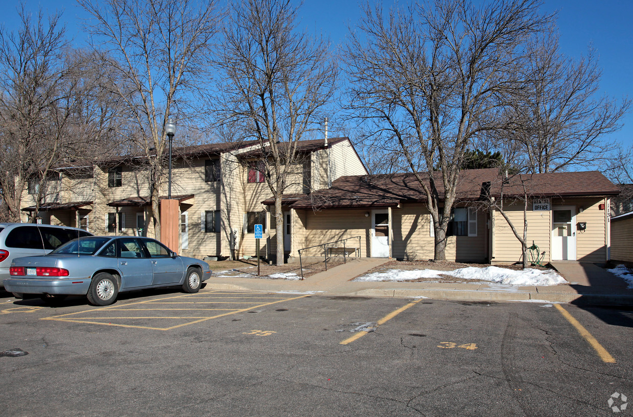 Primary Photo - Chaska Village Townhomes