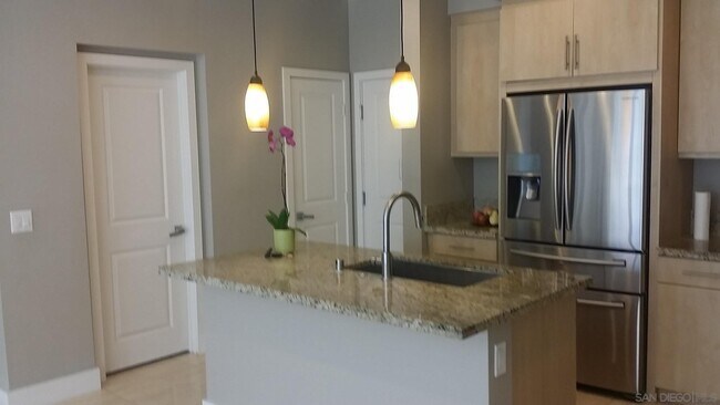 Foto del edificio - 1660 Fairlead Ave