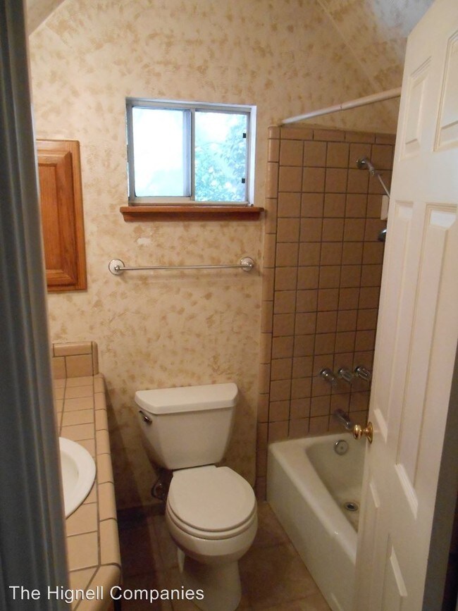 Building Photo - 893 Ashbury Ct