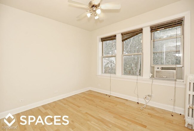 Foto del edificio - 4540 W George St