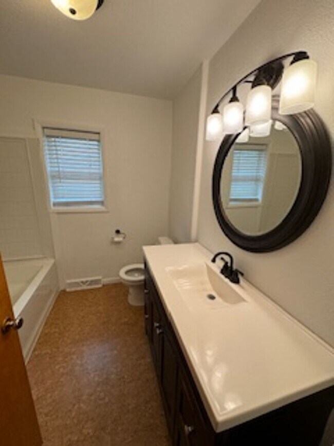 Foto del edificio - BE IN YOUR NEW HOME BY THE HOLIDAYS!