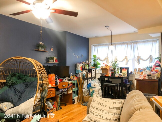 Foto del edificio - 2641 N Fairfield Ave