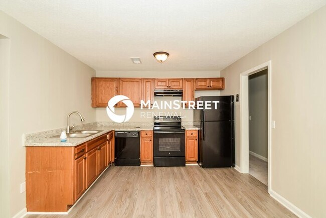 Foto del edificio - 3 Bedroom Pet-Friendly Home in Bessemer, AL with Main Street Renewal