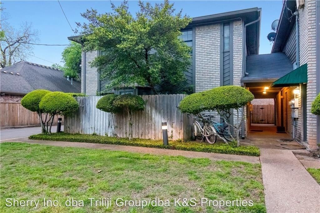 Building Photo - 2 br, 1.5 bath House - 1915 S.10th #103