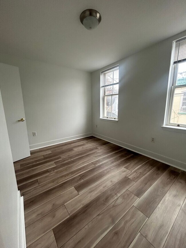 Foto del edificio - 853-57 N Palm St