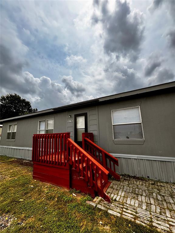 Foto del edificio - 9017 Taub Rd