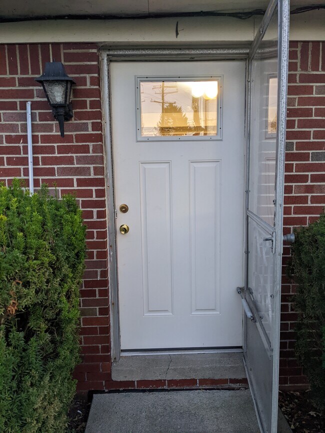 Foto del edificio - 3330 Penrose Ct