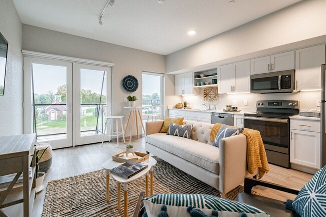 Interior Photo - Arabella: 200 W 1st St - Cedar Falls