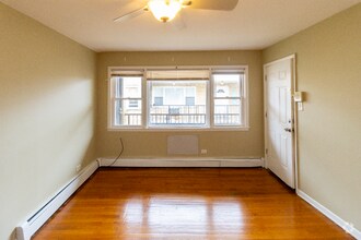 Building Photo - 8810 S Cottage Grove Ave