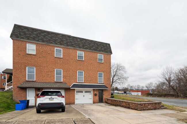 Frente - 100 Rennard Ter