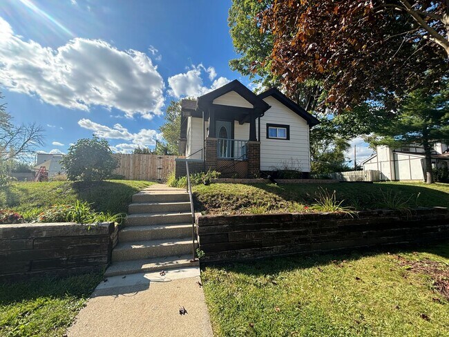 Building Photo - Pet Friendly Single Family home