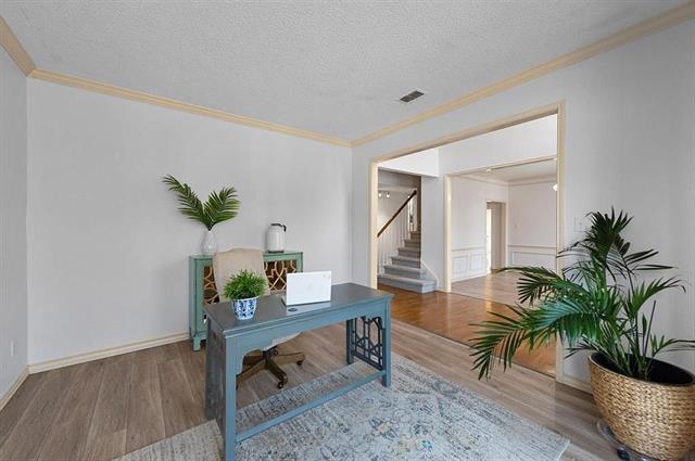 Building Photo - 1080 Winding Creek W Dr