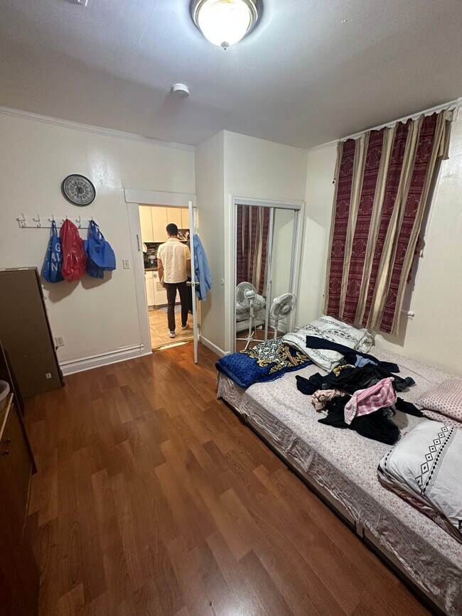 1st Bedroom - 3340 John F Kennedy Blvd