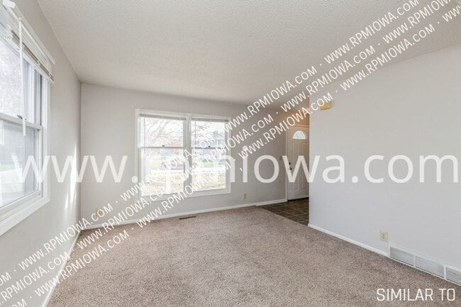 Building Photo - 5734 NW 54th Ct
