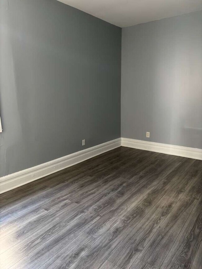 Foto del edificio - 134 Seymour Ave