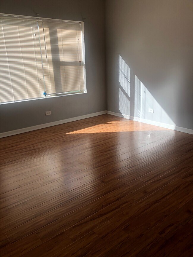 Foto del edificio - 525 W 118th St