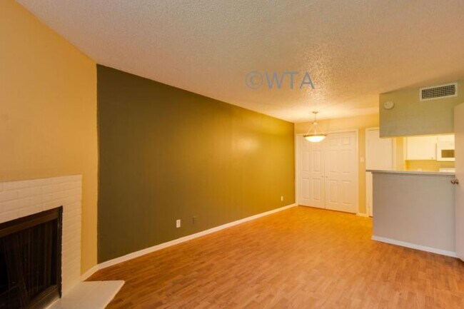 Foto del edificio - 1 bedroom in SAN ANTONIO TX 78240