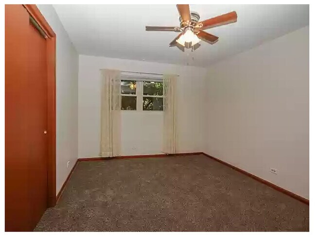 Foto del edificio - 1331 W Chase Ave