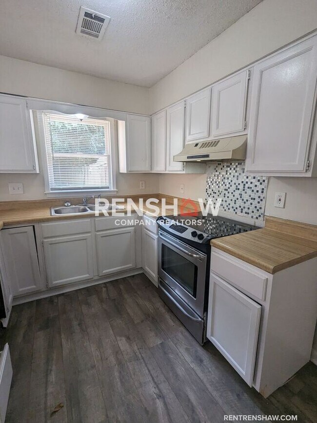 Foto del edificio - Hickory Ridge - 2 Bed / 2.5 Bath - Duplex ...