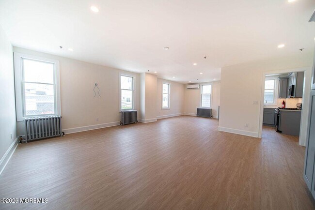Foto del edificio - 1125 E Ocean Ave