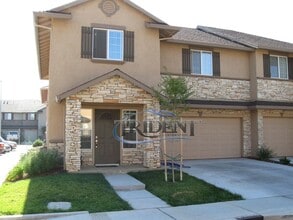 Building Photo - 406 Hetherington Cir