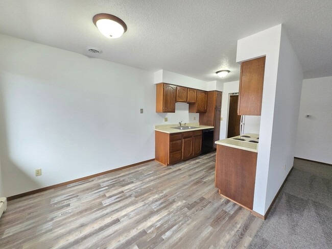 Building Photo - Cathy Ave Apartments